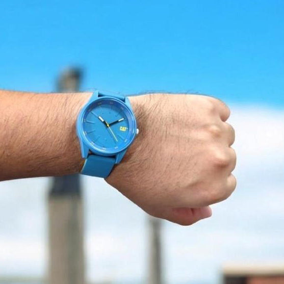 CAT Insignia with Blue Rubber Strap Men's Watch | LJ.100.26.626