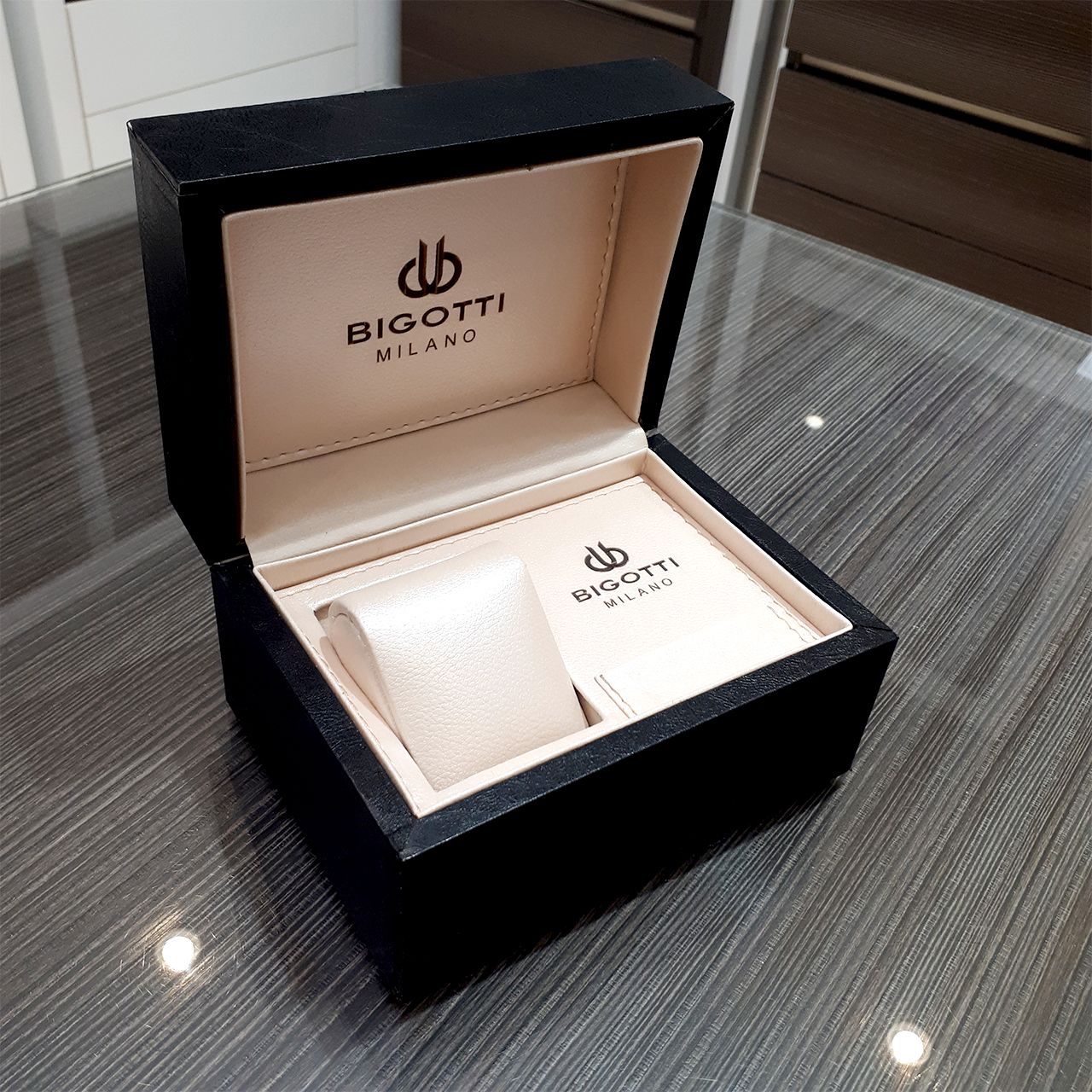 Bigotti Black Dial Calendar Stainless Steel Men's Watch | BG.1.10481-2