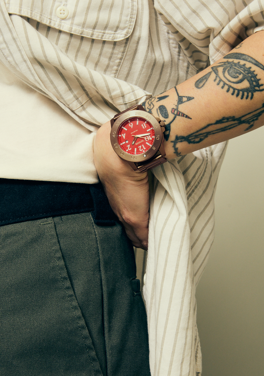 NIXON Smyth 44 - Khaki Red Unisex Watch | A14145262-00