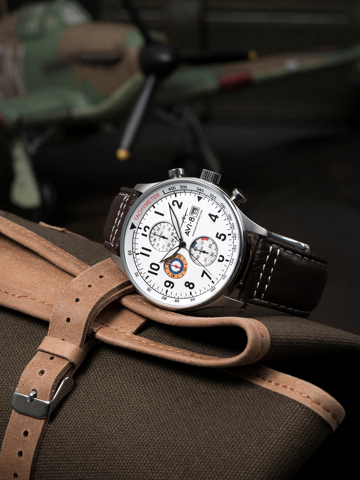 AVI-8 Hawker Hurricane Classic Chronograph Classic White Av 4011 01