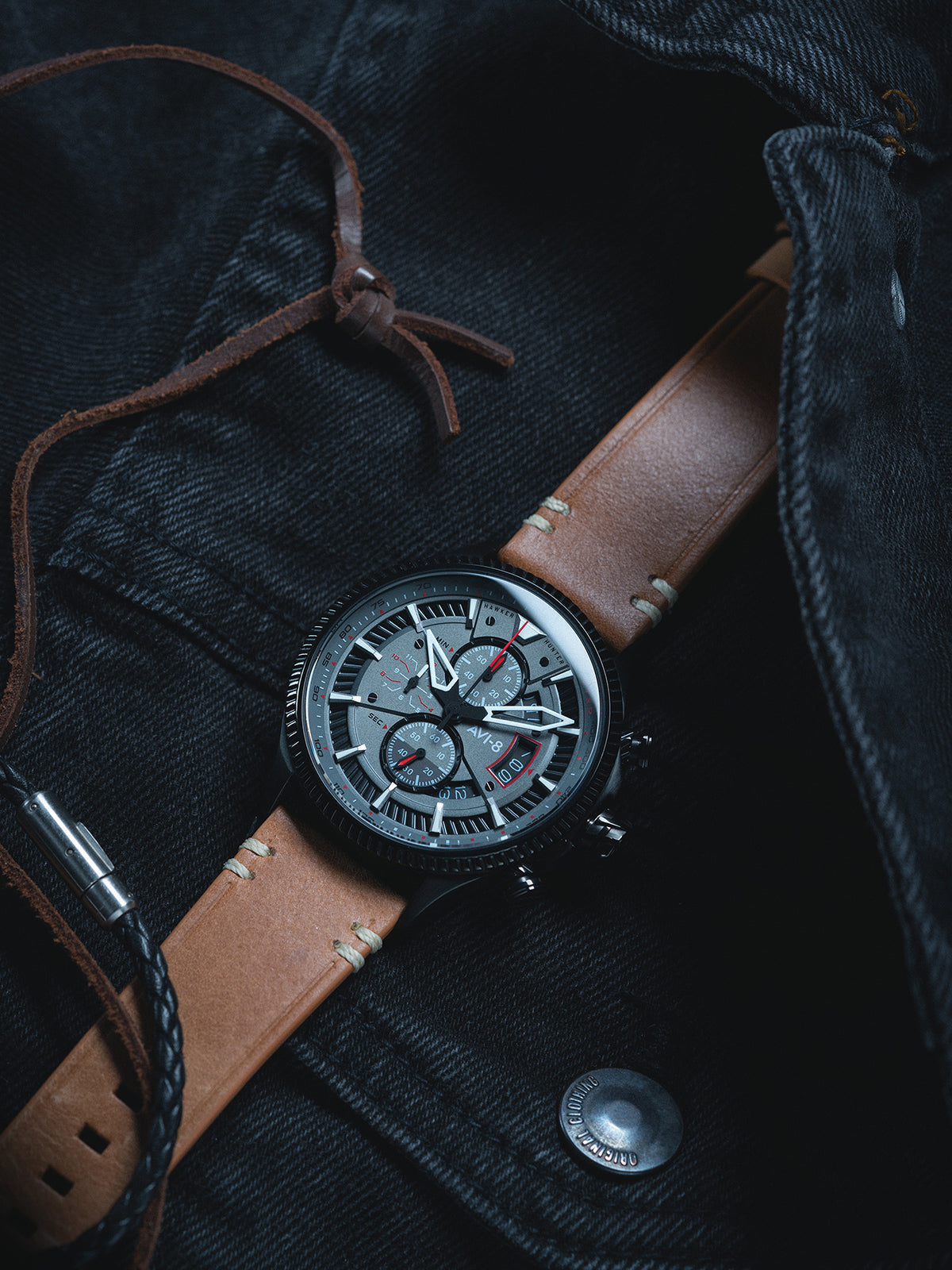 AVI-8 Avon Chronograph Scarlet Black Brown