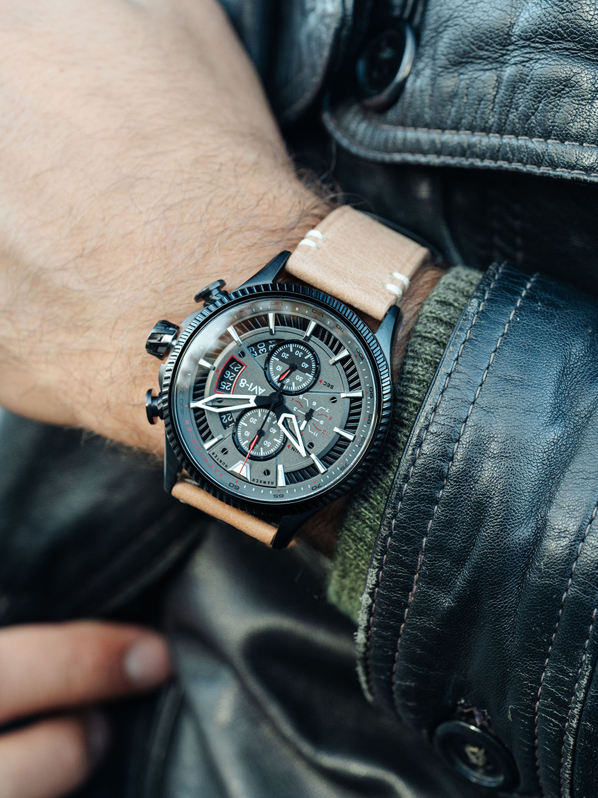 AVI-8 Avon Chronograph Scarlet Black Brown