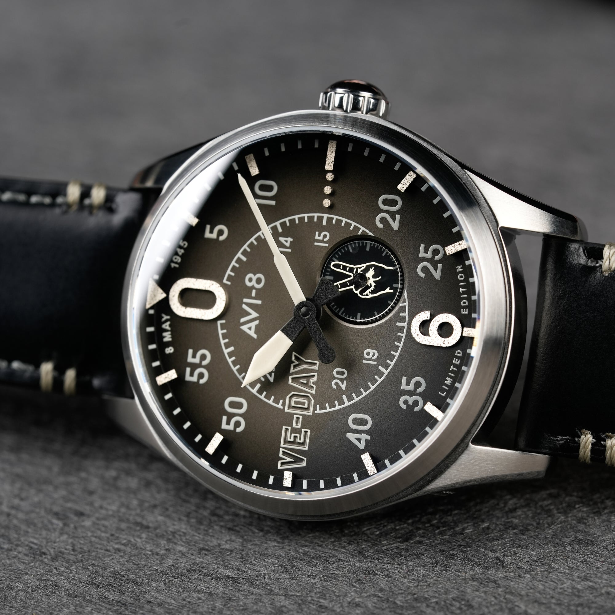 AVI-8 Type 300 Automatic Ve-Day 80Th Limited Edition Valour Midnight