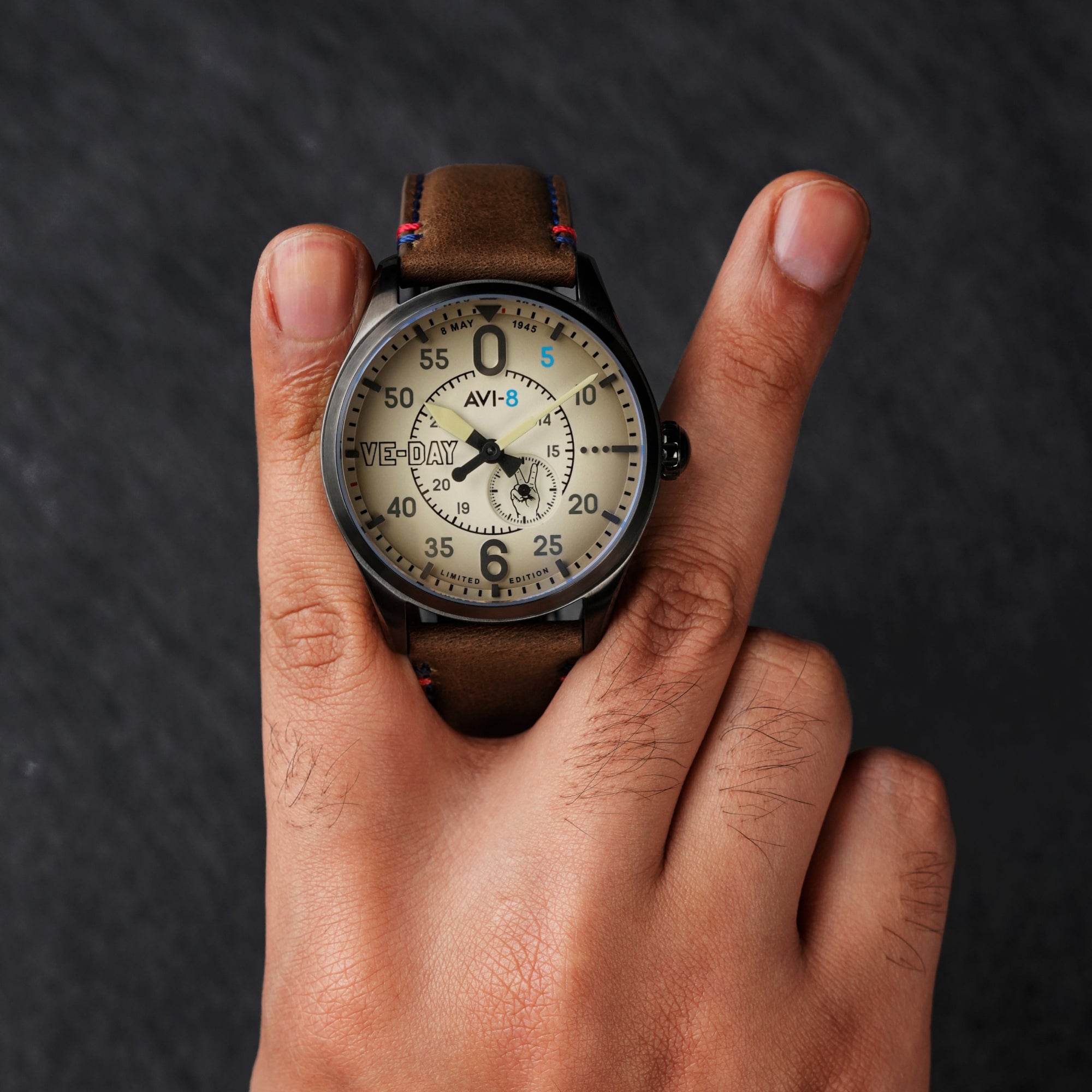 AVI-8 Type 300 Automatic Ve-Day 80Th Limited Edition Valour Canvas