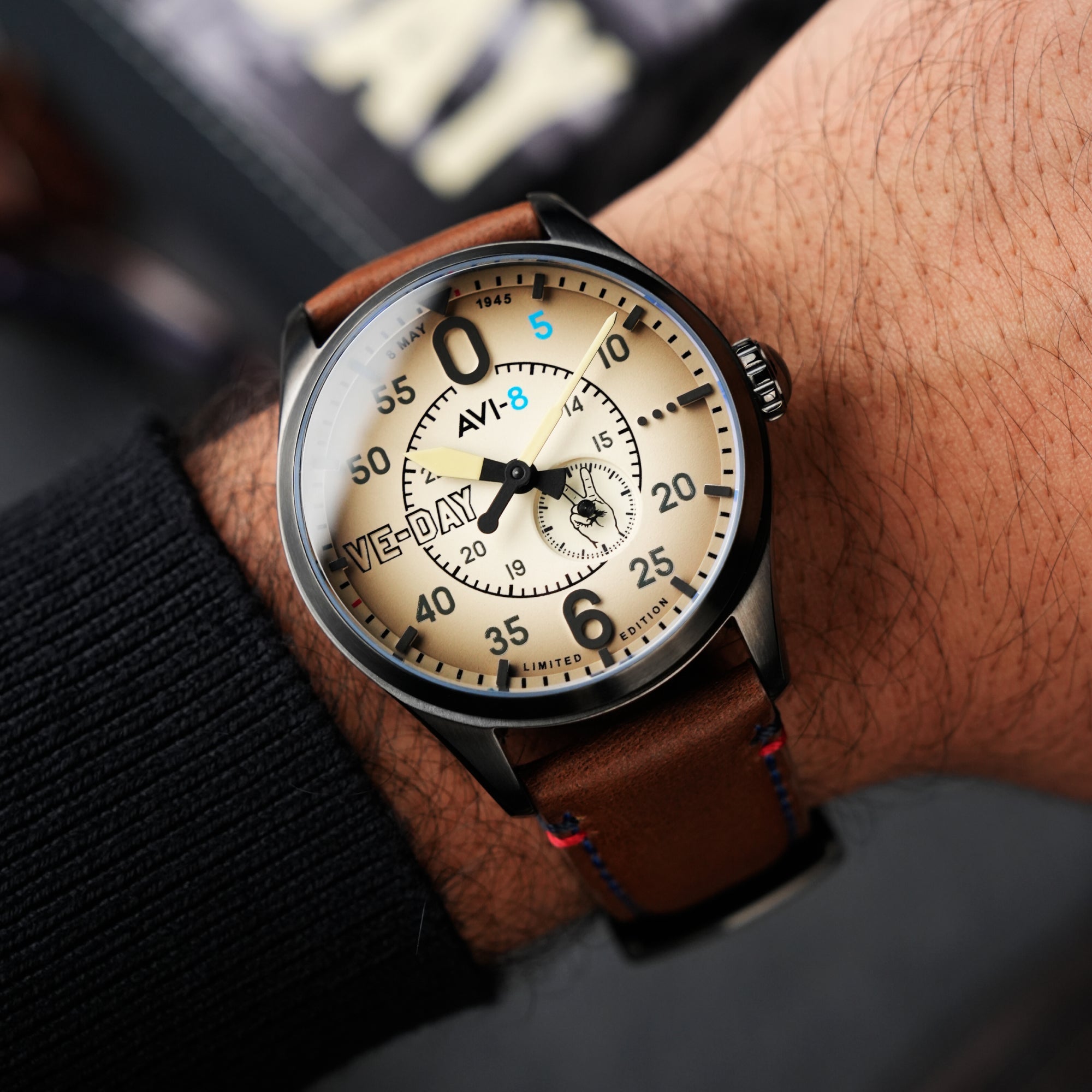 AVI-8 Type 300 Automatic Ve-Day 80Th Limited Edition Valour Canvas