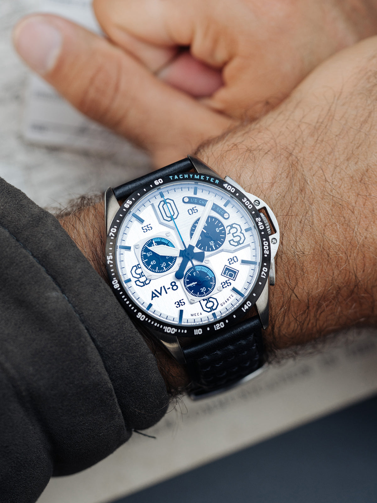 AVI-8 P51 Mustang Blakeslee Meca Quartz Chronograph Command Pilot Av 4077 01