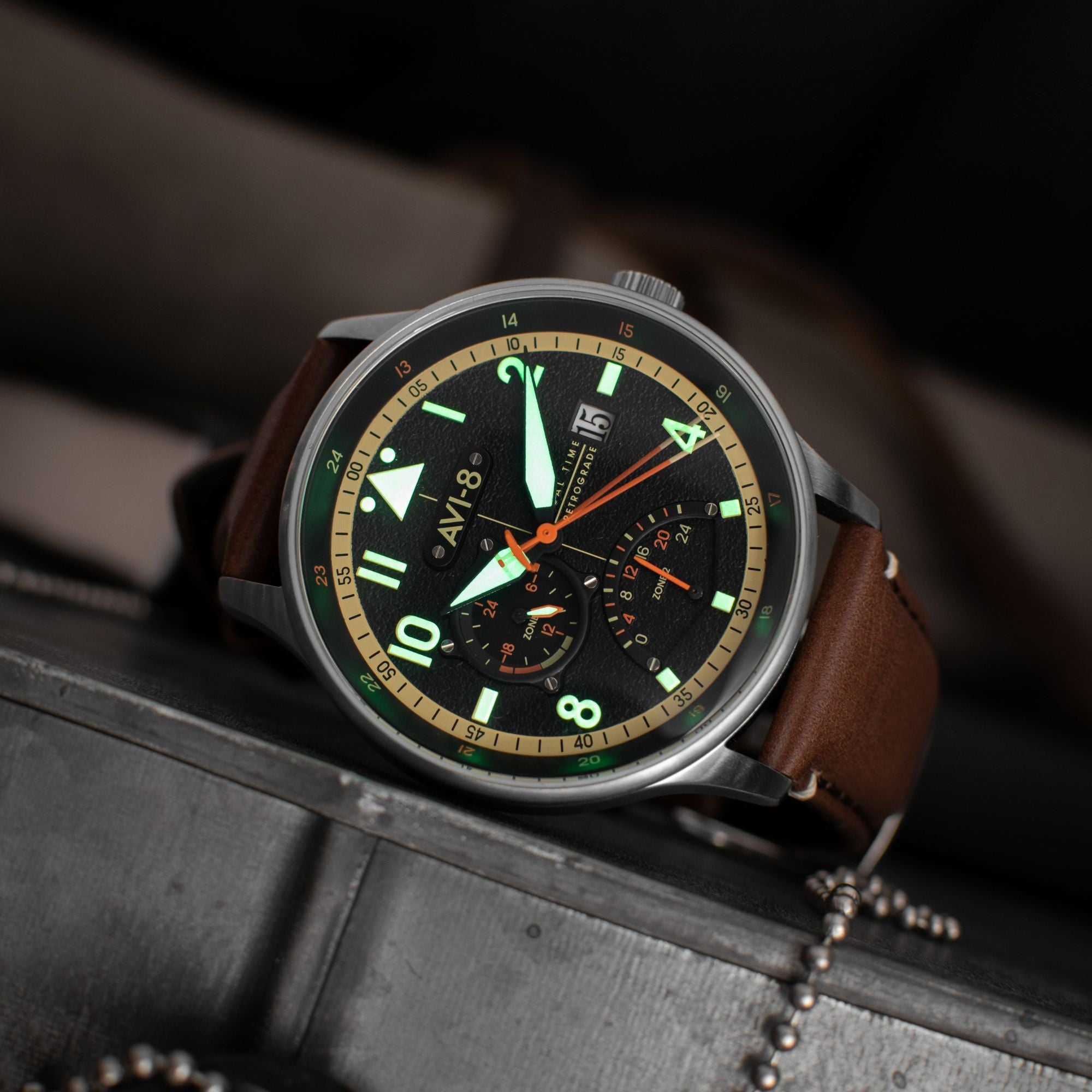 AVI-8 Mckellar Dual Time Metropolis Black