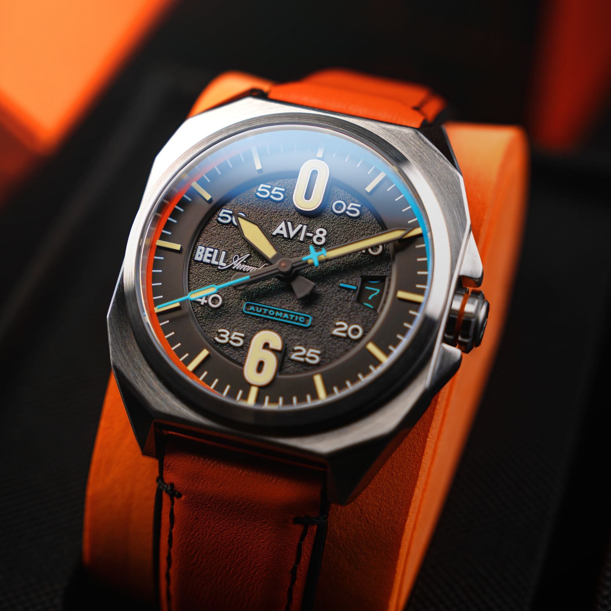 AVI-8 Machbuster Automatic Graphite Black