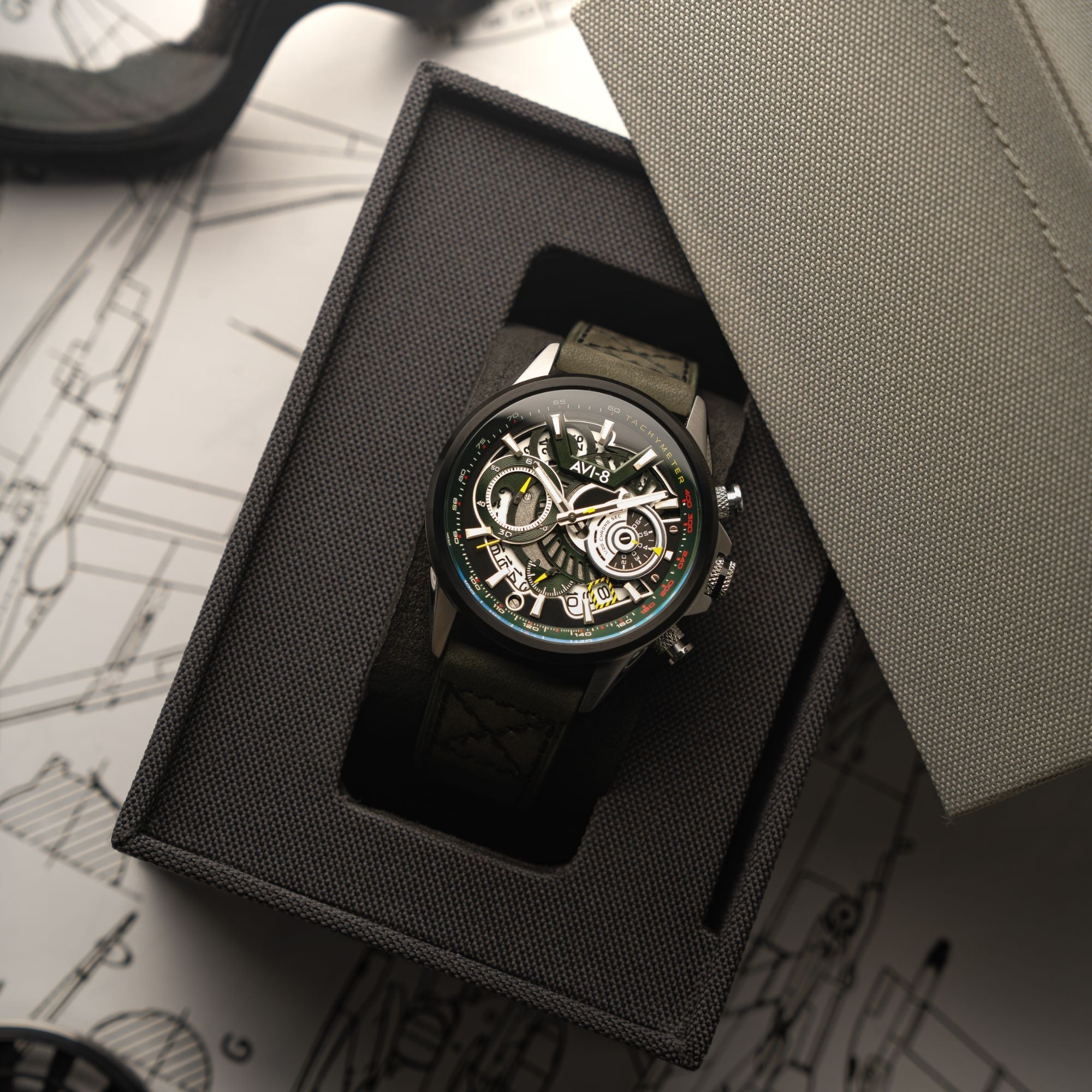 AVI-8 Matador Chronograph Viper Green