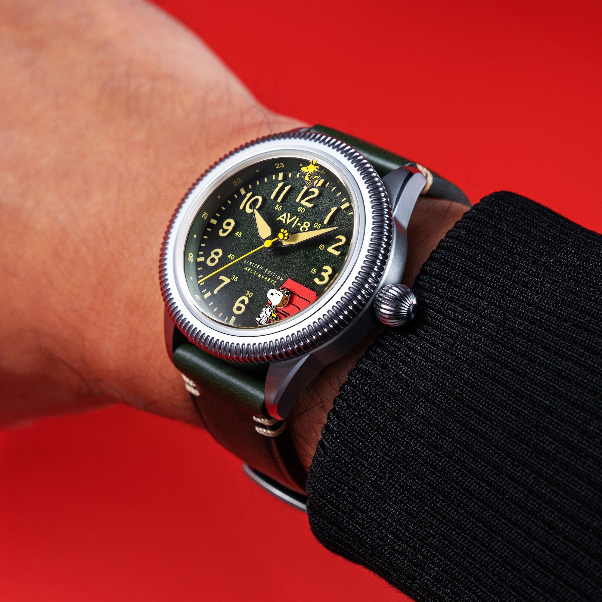 AVI-8 Flyboy Airmaster 40 Meca Quartz Peanuts Snoopy Flying Ace Limited Edition Doghouse Green Av 4139 01