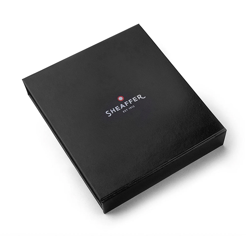 Sheaffer Excessive Red VFM with Chrome Plate Trim as set of 2 pens - Ballpoint Pen and Fountain Pen Gift Set | E5940353