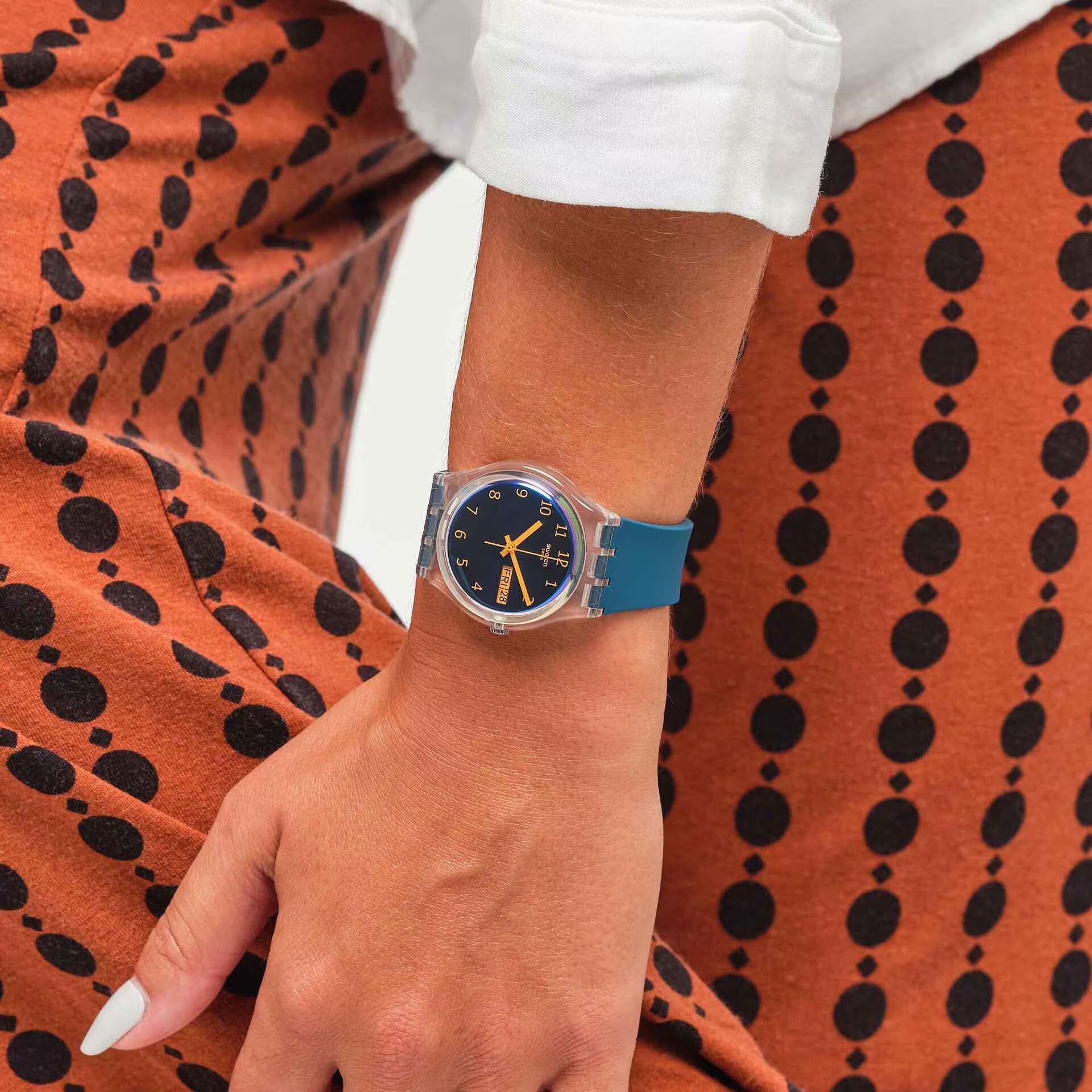Swatch Blue Away Blue Dial and Blue Rubber Strap 34mm Unisex Watch | SO28K700