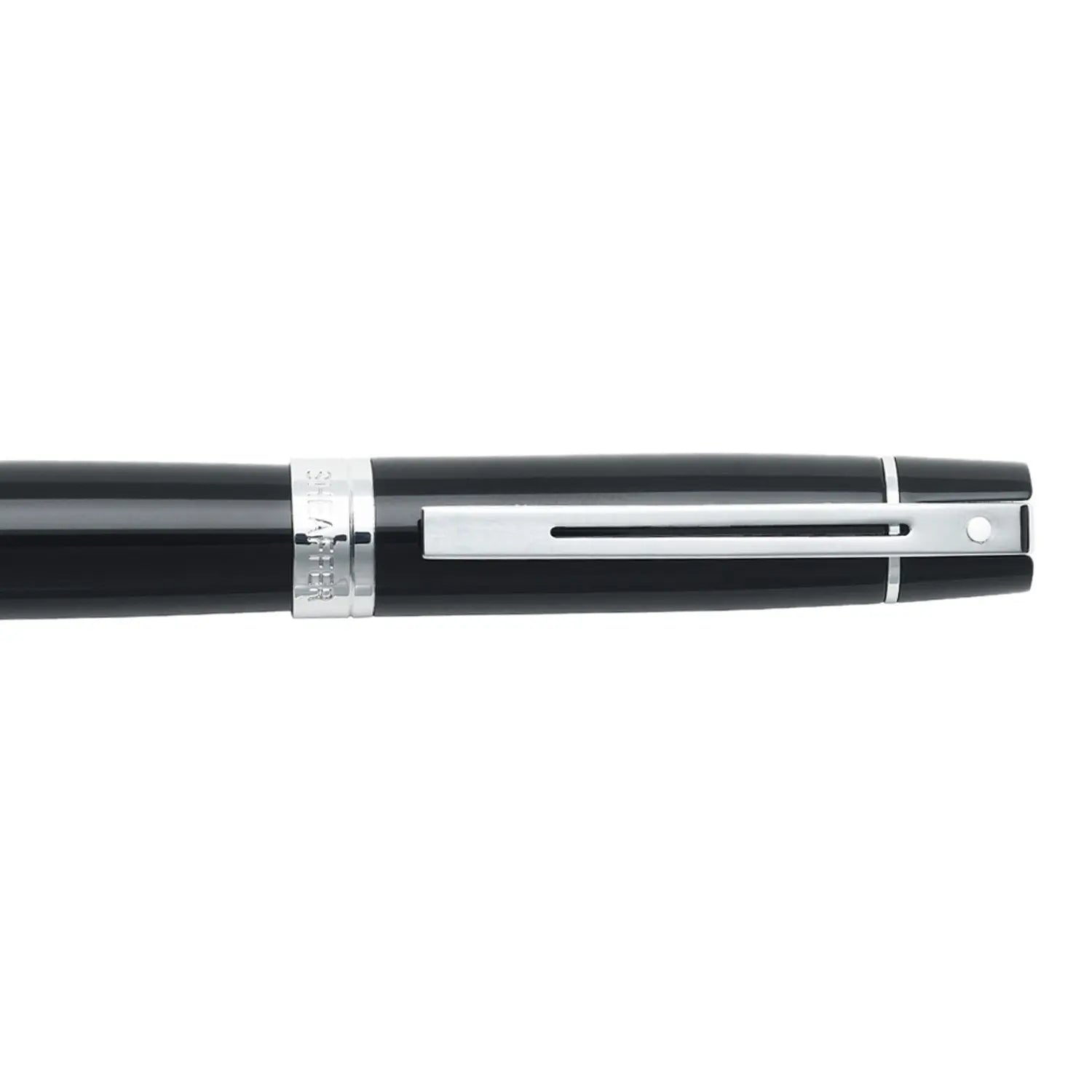 Sheaffer 300 Glossy Black Fountain Pen With Chrome Trims