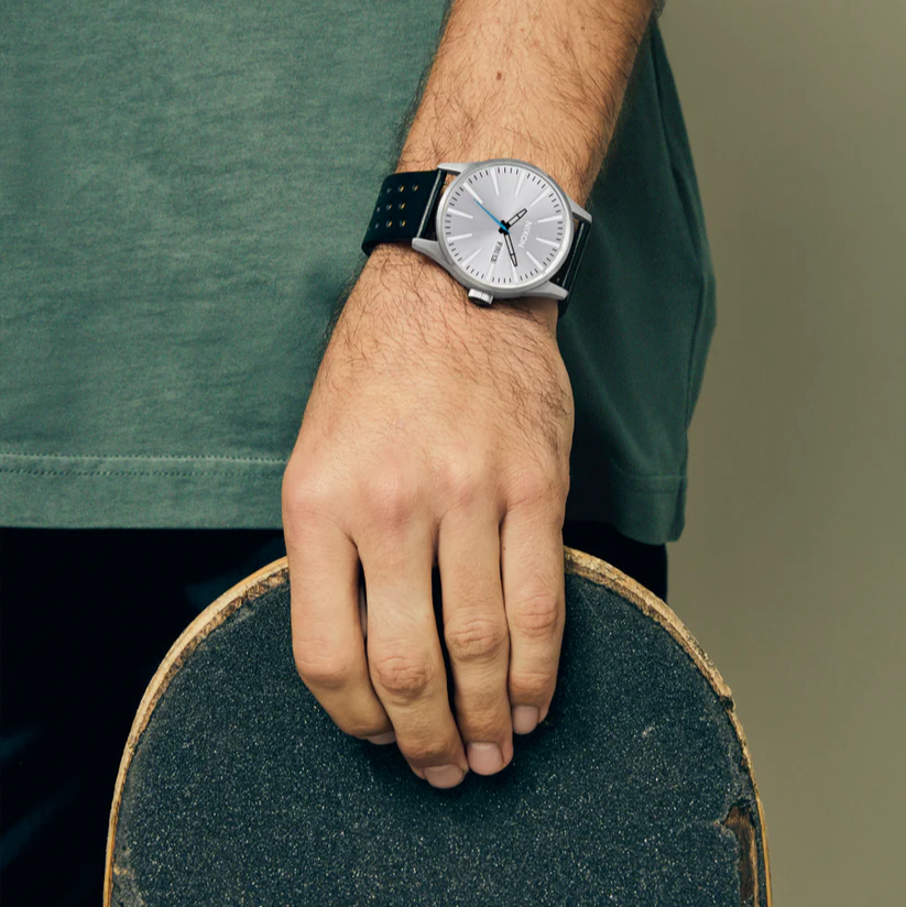 NIXON Silver Dial Black Leather Strap Unisex Watch | A1055269-00