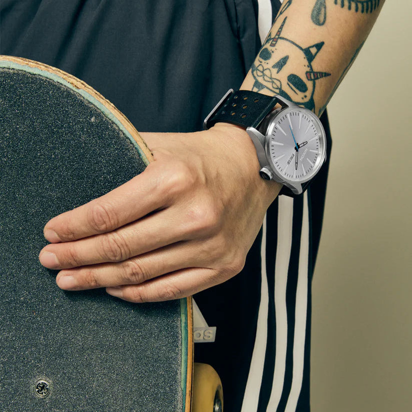 NIXON Silver Dial Black Leather Strap Unisex Watch | A1055269-00