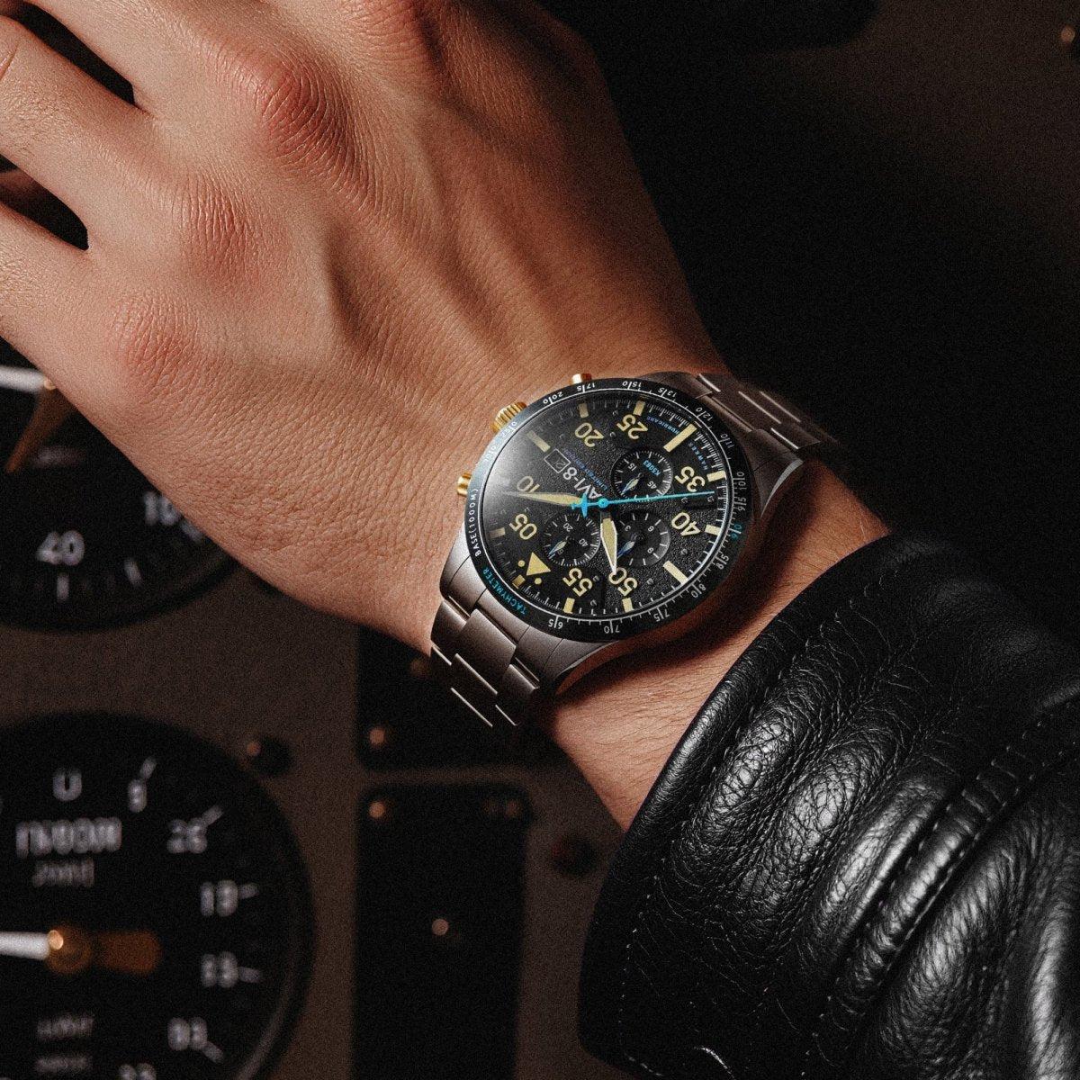 AVI - 8 90Th Anniversary Chronograph Limited Edition Thunder Black | TIME Watches