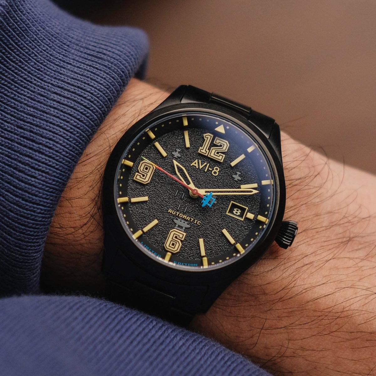 AVI - 8 Flyboy Capcom 1942 Automatic Black Ace Av 4104 22 | TIME Watches