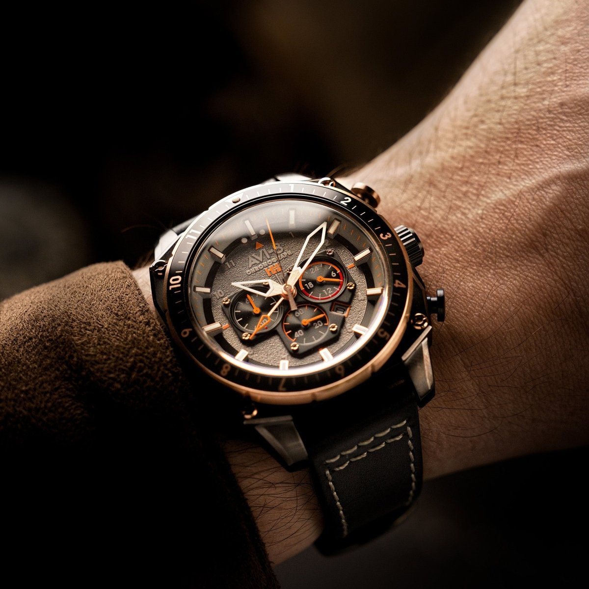 AVI - 8 Hawker Hunter Atlas Dual Time Chronograph Charcoal Grey Av 4100 07 | TIME Watches