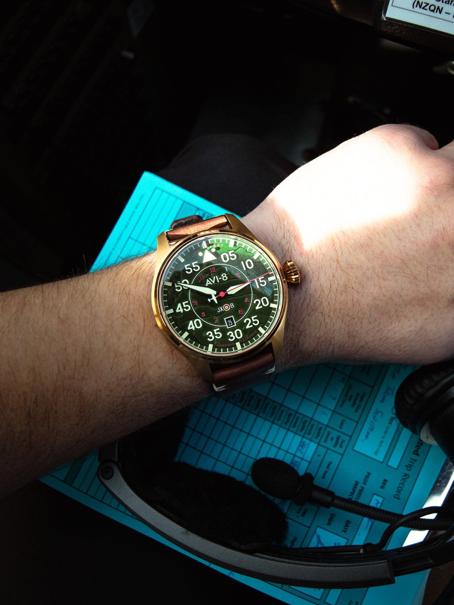AVI - 8 Hawker Hurricane Clowes Automatic Northolt Men's Watch | AV - 4097 - 04 | TIME Watches