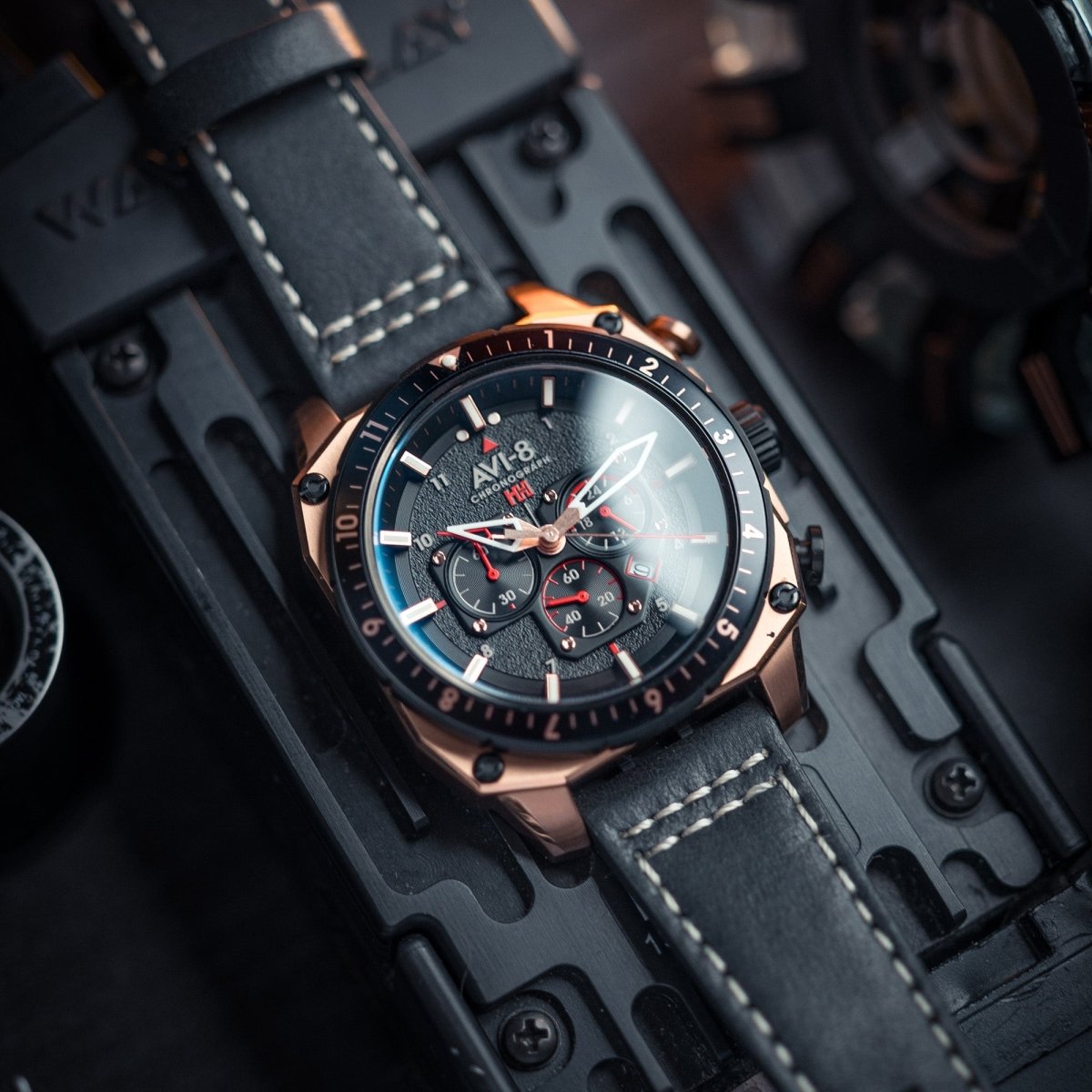 AVI - 8 Jet Black | TIME Watches