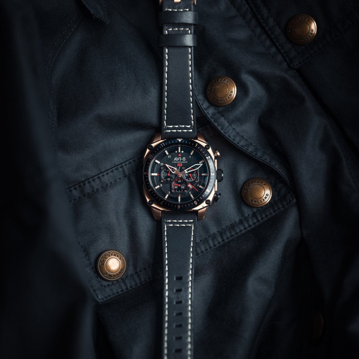 AVI - 8 Jet Black | TIME Watches