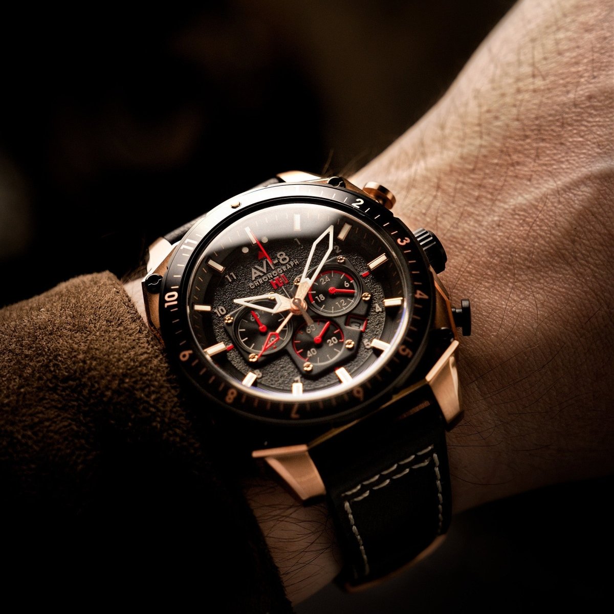 AVI - 8 Jet Black | TIME Watches