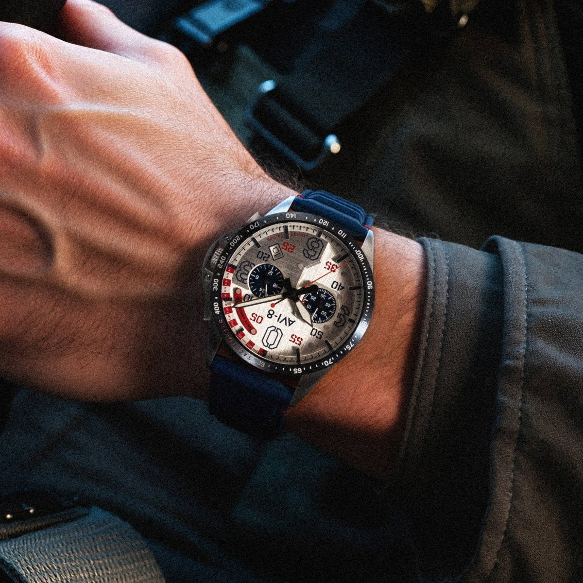 AVI - 8 Kindelberger Chronograph 85Th Anniversary Limited Edition Slipstream Silver | TIME Watches