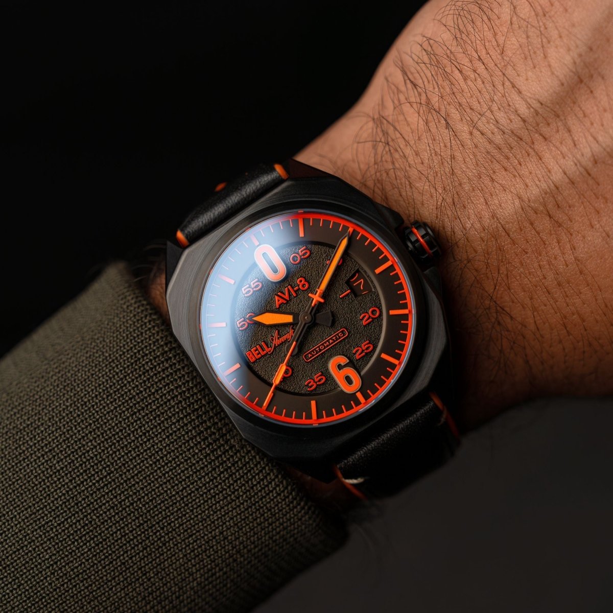AVI - 8 Machbuster Automatic Jet Black | TIME Watches