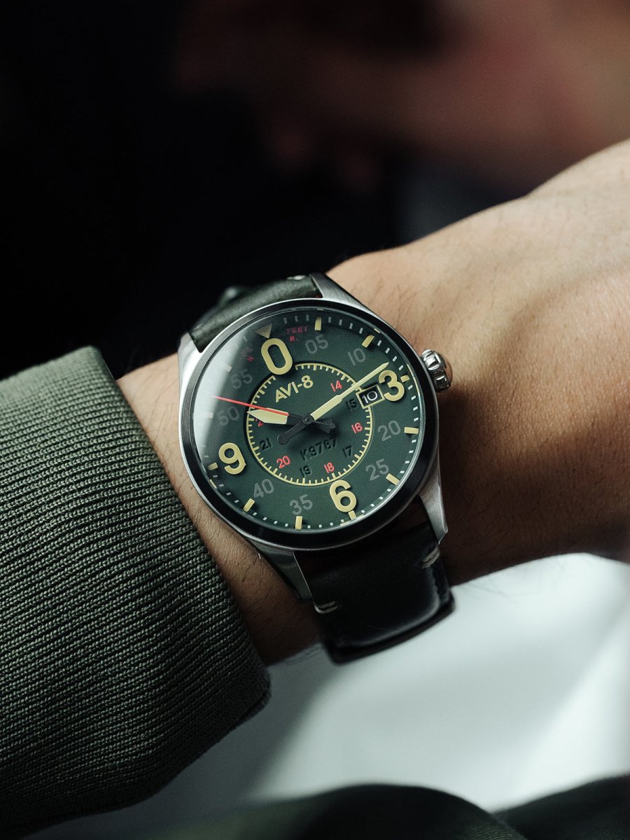 AVI - 8 Smith Automatic Reading | TIME Watches