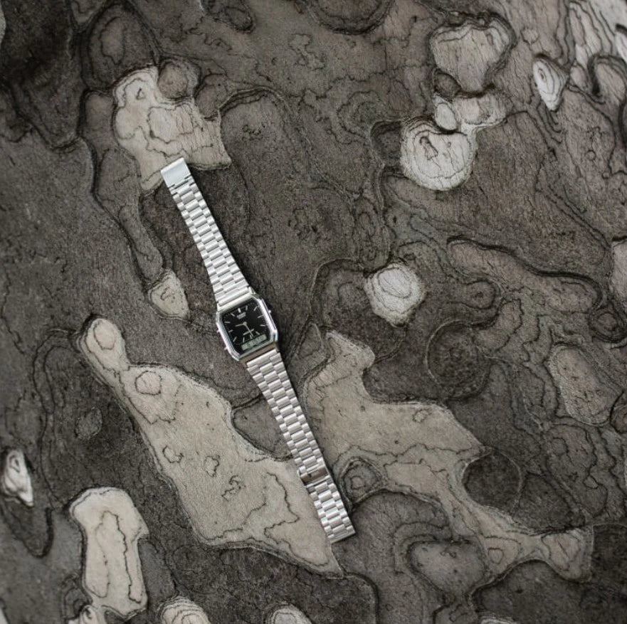 CASIO Vintage Silver & Black Analogue Digital Men's Watch | AQ230A-1DMQ | Time Watch Specialists