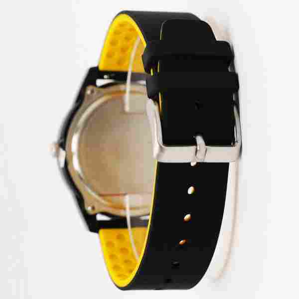 CAT Insignia Black Dial Yellow Hands Black Batons Black Strap Men's Watch | LJ.160.21.127