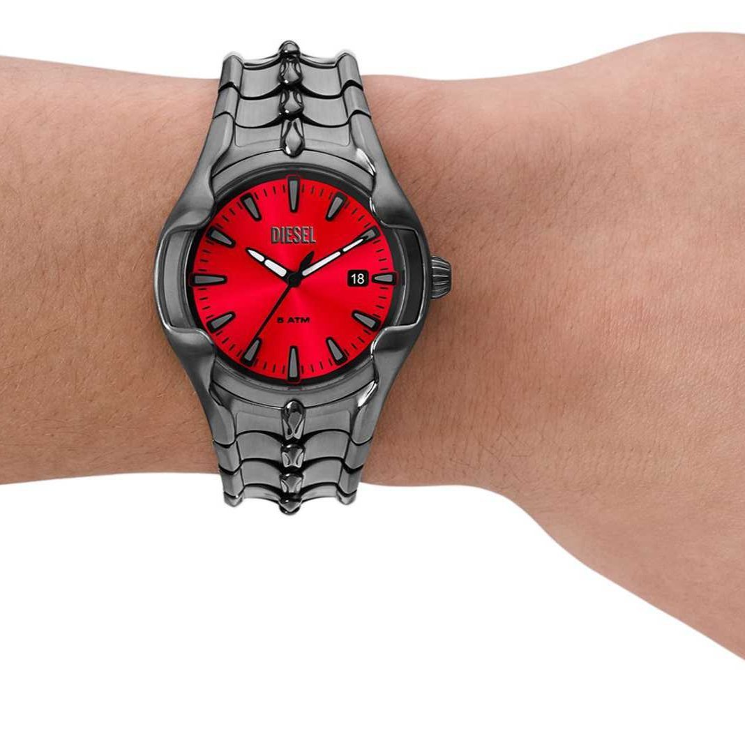 Diesel Vert Three - Hand Date Gunmetal Stainless Steel Men's Watch | DZ2199 | Time Watch Specialists