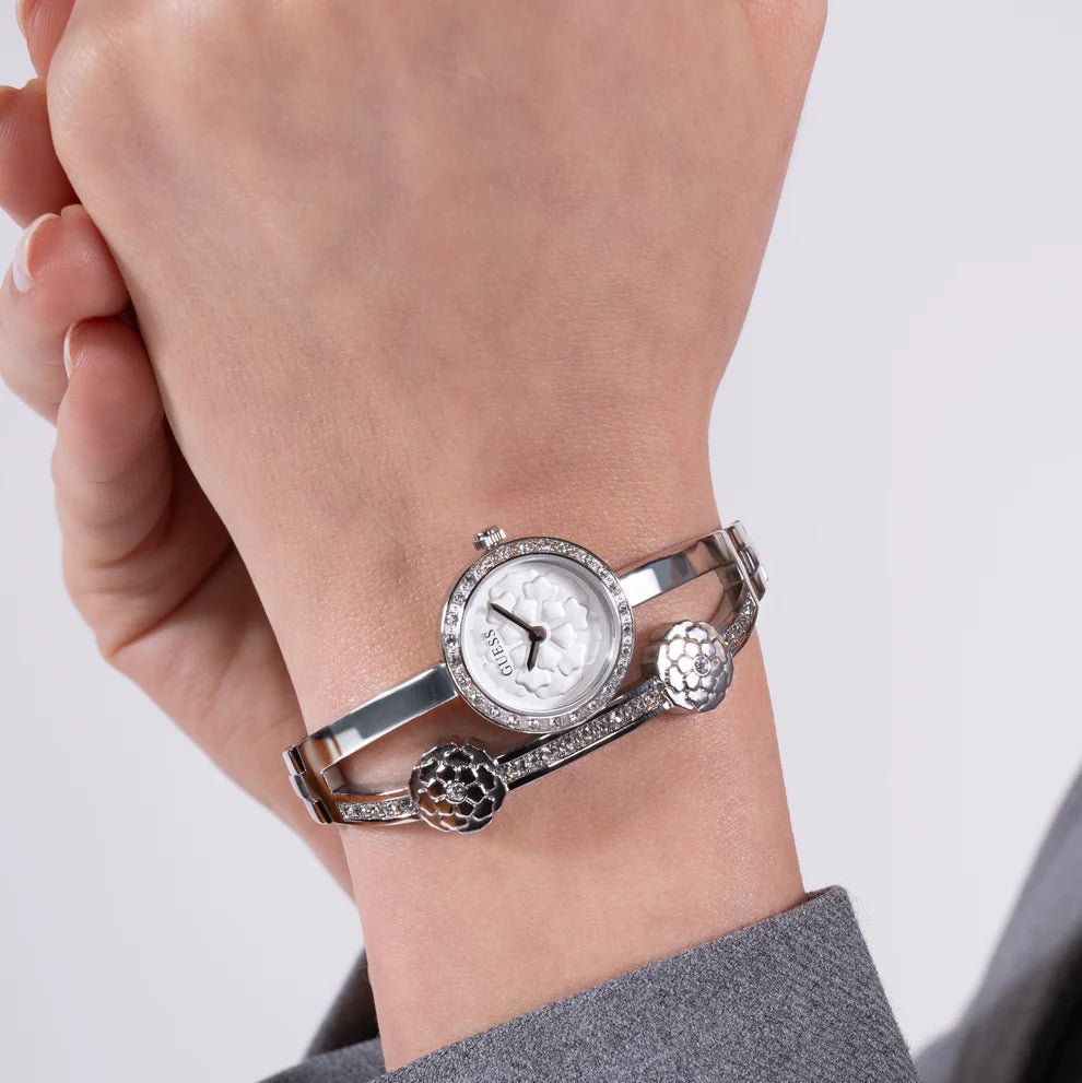 Guess Chloe Silver Stainless Steel 36mm Women's Watch | GW0756L1 | TIME Watches