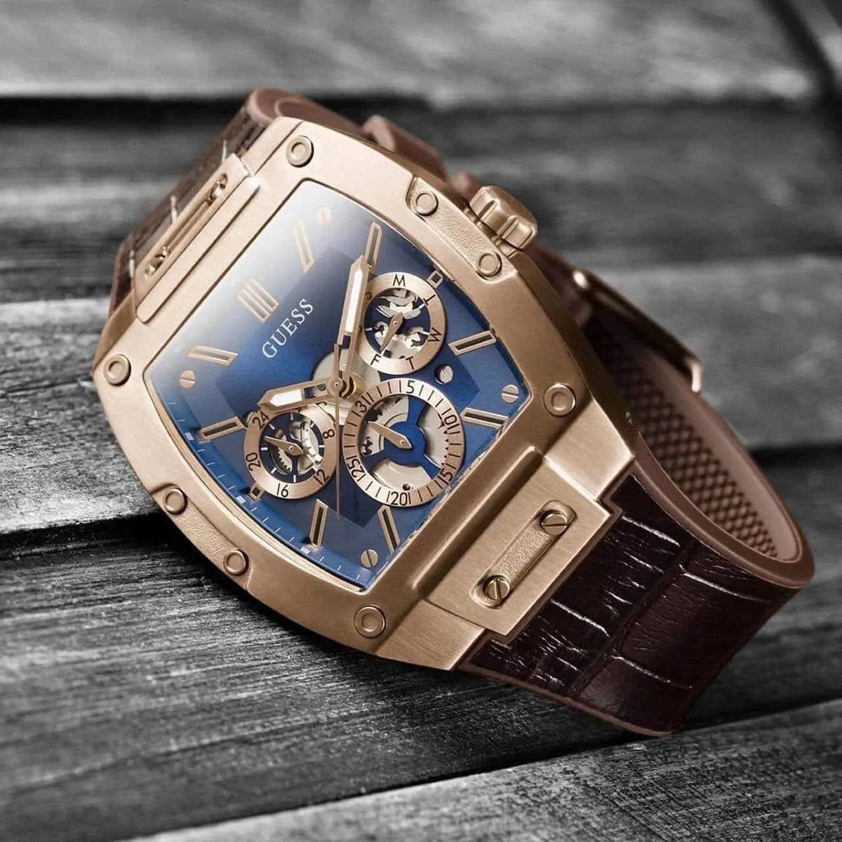 Guess Phoenix Coffee Multifunction Men's Watch | GW0202G2