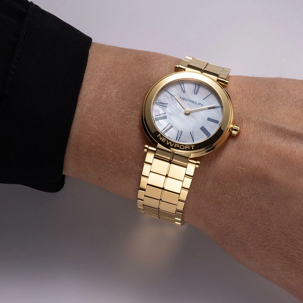 HERBELIN Newport Slim Quartz Yellow Gold and Mother of Pearl 32mm Women's Watch | 16922BP09 | TIME Watches