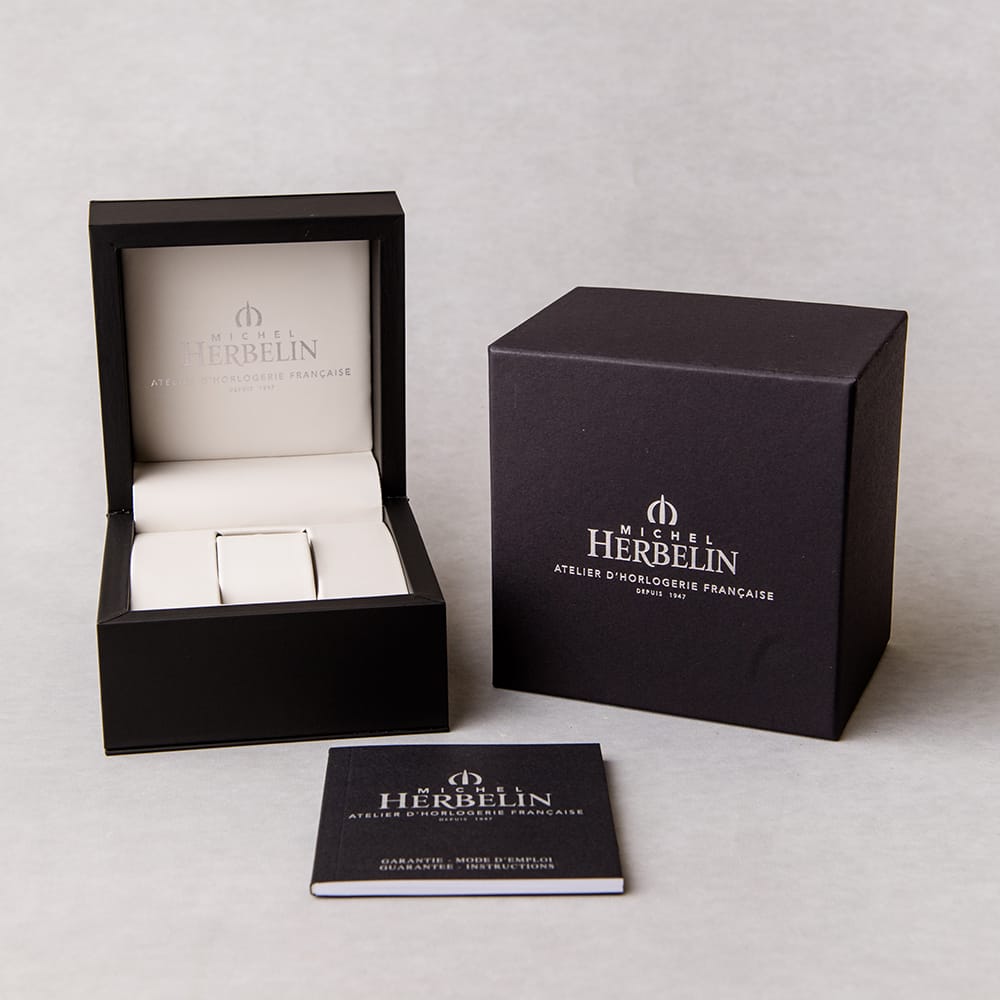 Herbelin 5th Avenue Mother of Pearl Dial Stainless Steel Women’s Watch | 17137/19B