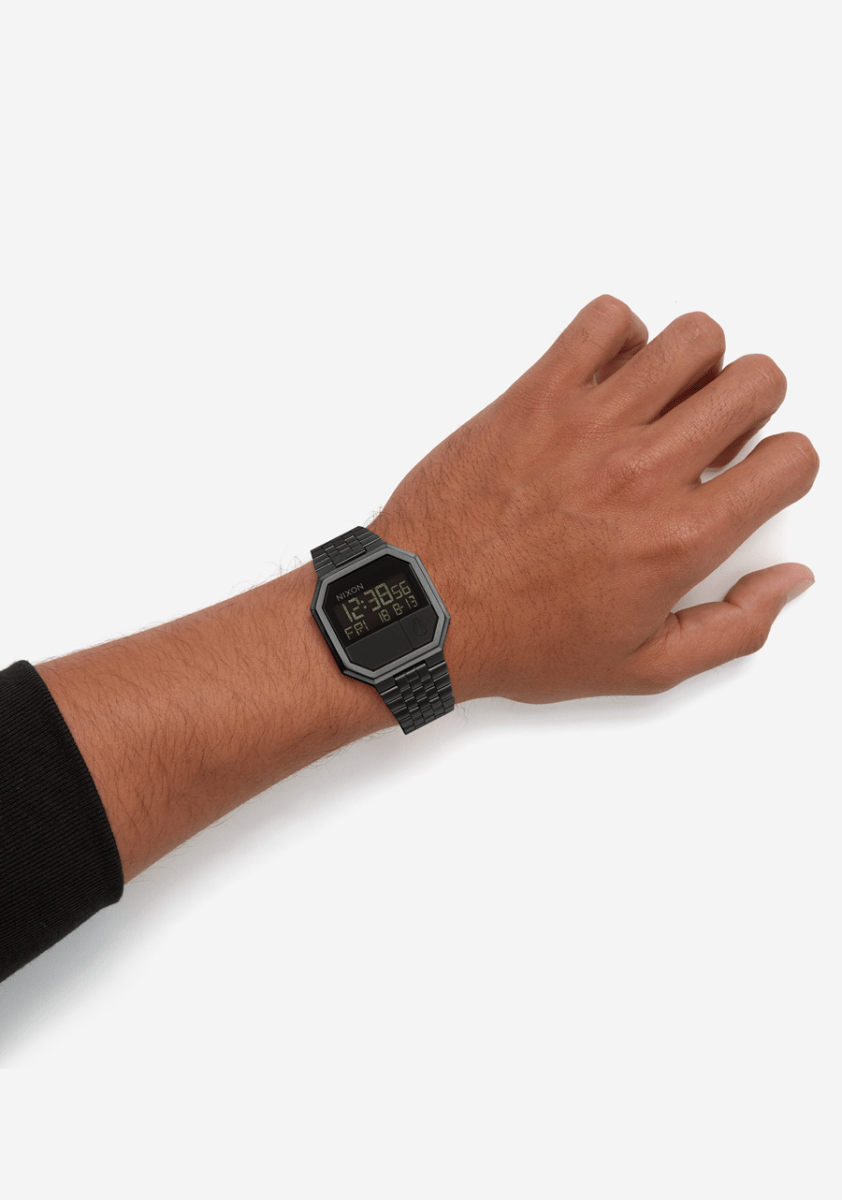 NIXON Re - Run Black Dial and Black Steel Bracelet 38mm Unisex Watch | A158001 - 00 | TIME Watches