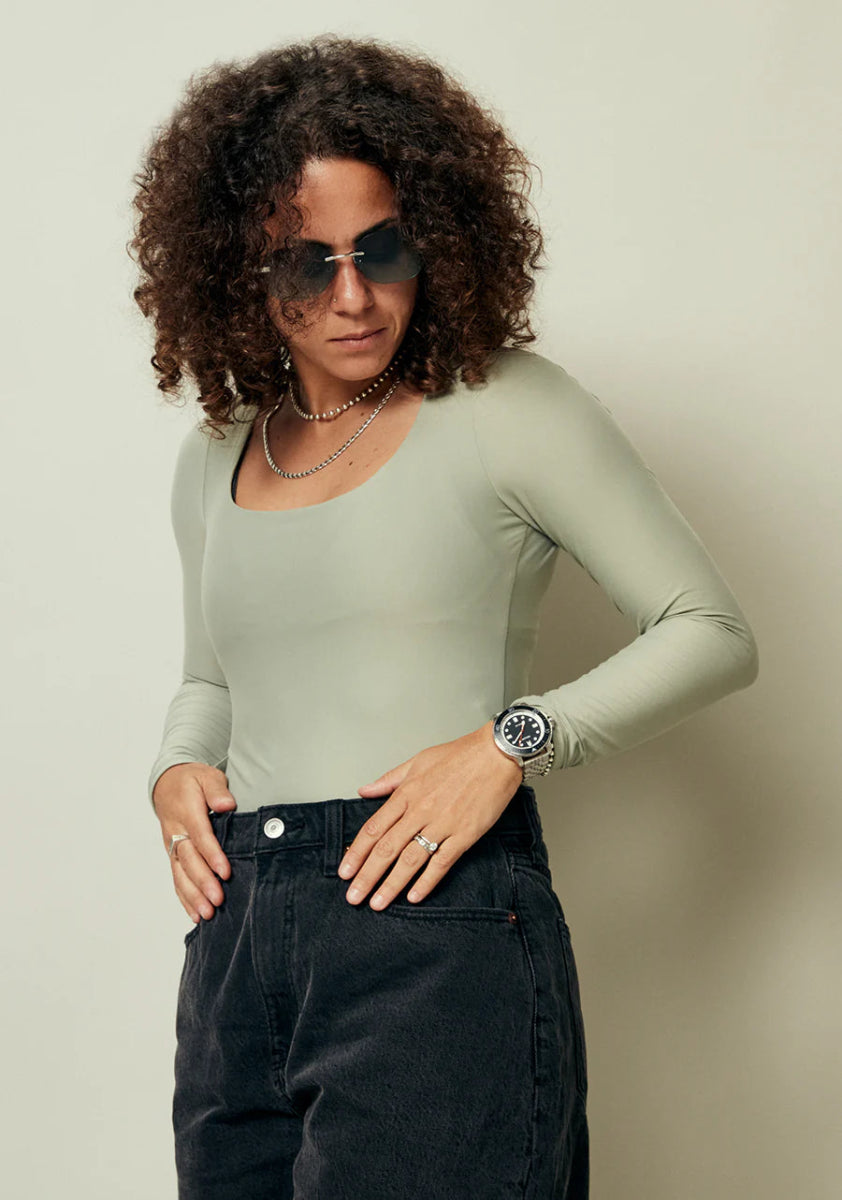 Nixon Stinger 44 Stainless Steel Black Dial Luminous Indices Unisex Watch | | Time Watch Specialists