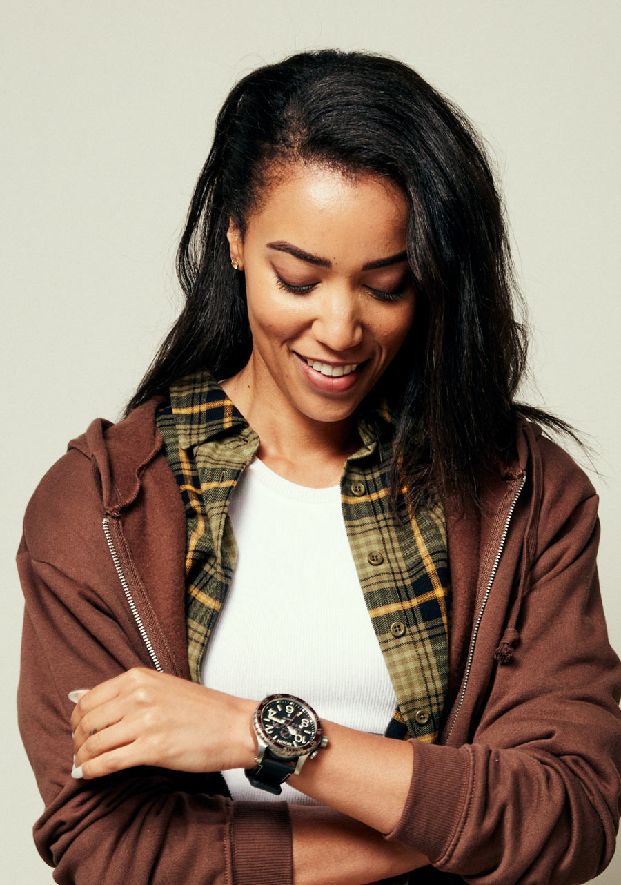 NIXON 51-30 Chrono Leather Silver / Black / Cranberry Men's Watch | A13925199-00