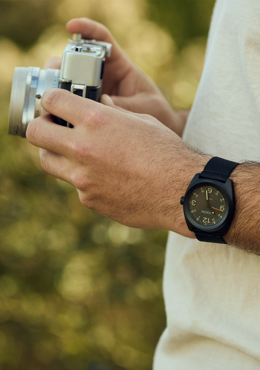 NIXON Clutch 42 All Matte Black / Black Men's Watch | A14473086-00