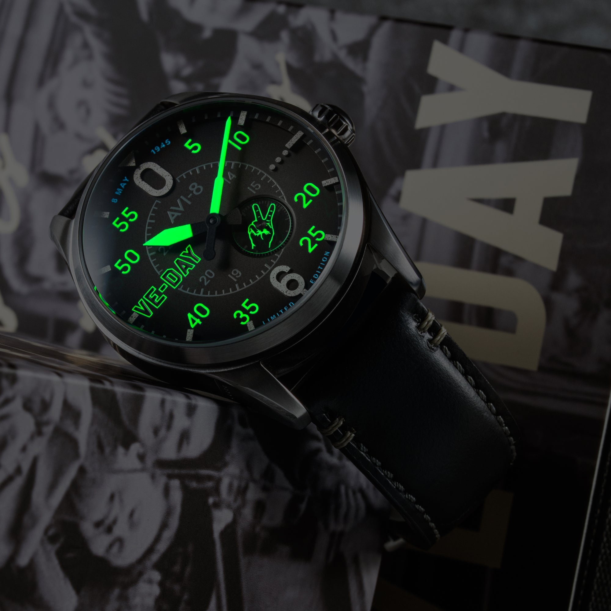 AVI-8 Type 300 Automatic Ve-Day 80Th Limited Edition Valour Midnight