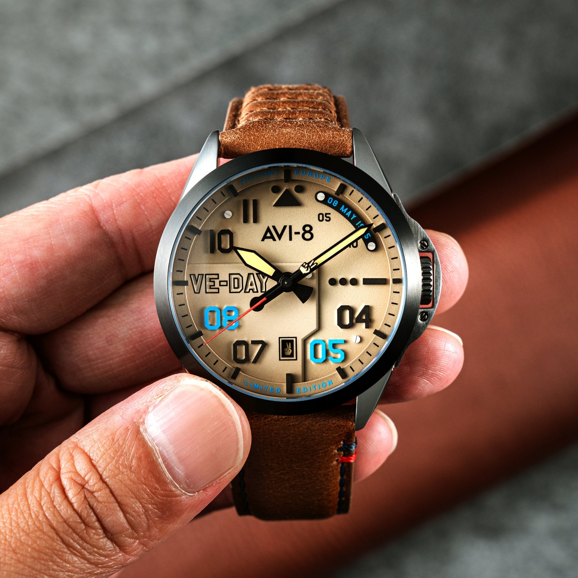 AVI-8 Patriot Automatic Ve-Day 80Th Limited Edition Victory Cream