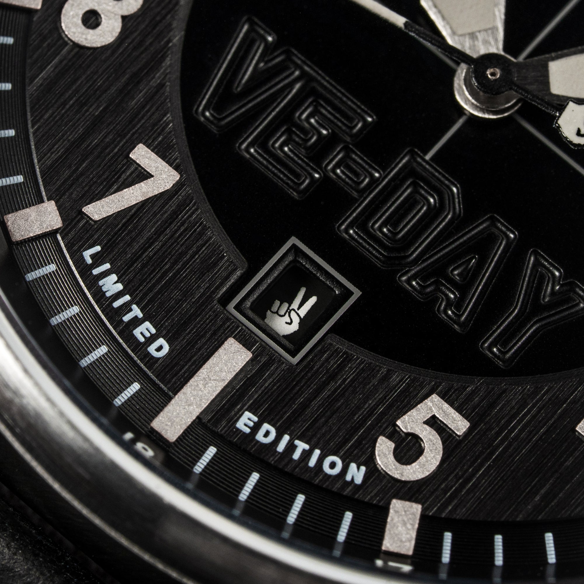 AVI-8 Kent Automatic Ve-Day 80Th Limited Edition Vanguard Black