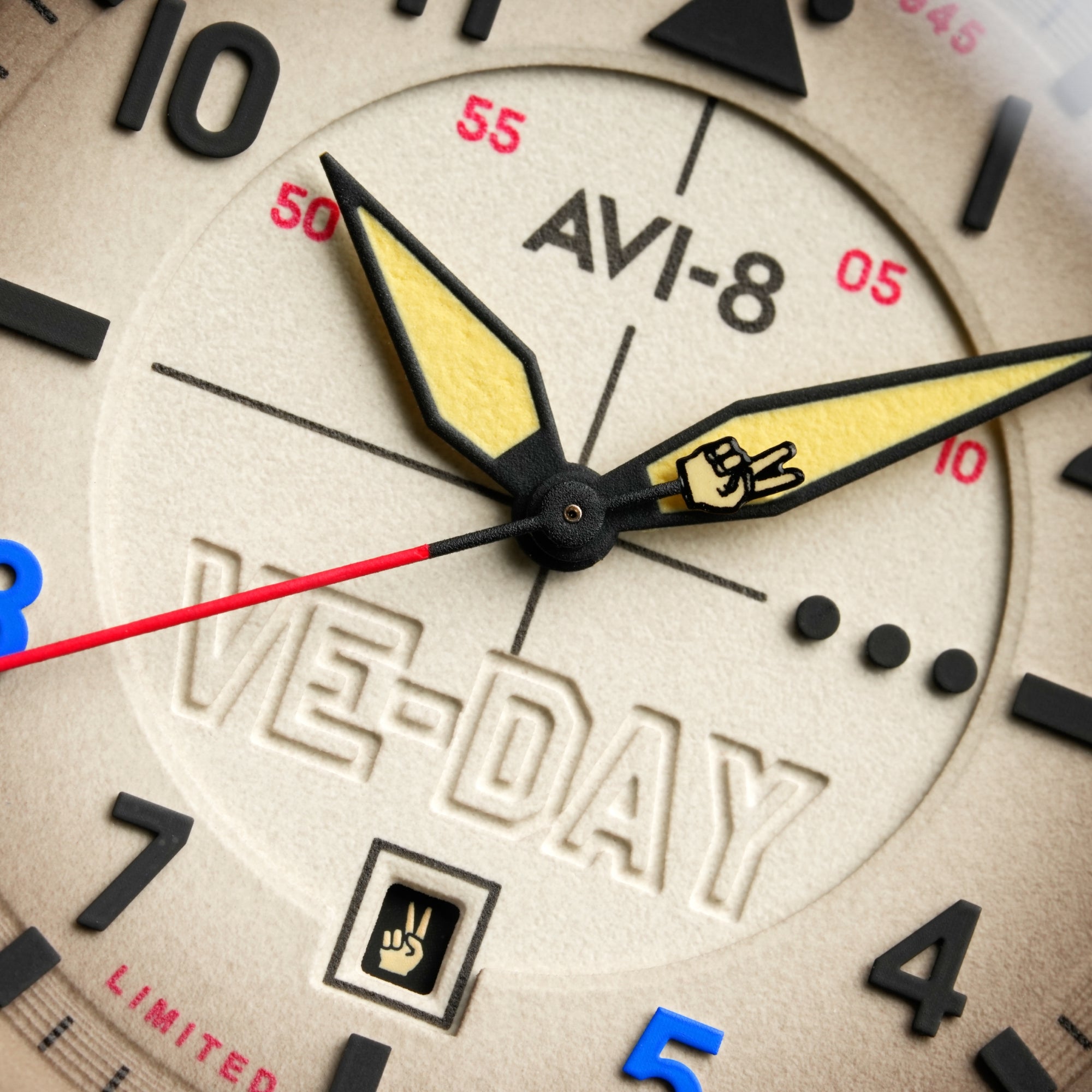 AVI-8 Kent Automatic Ve-Day 80Th Limited Edition Vanguard Beige