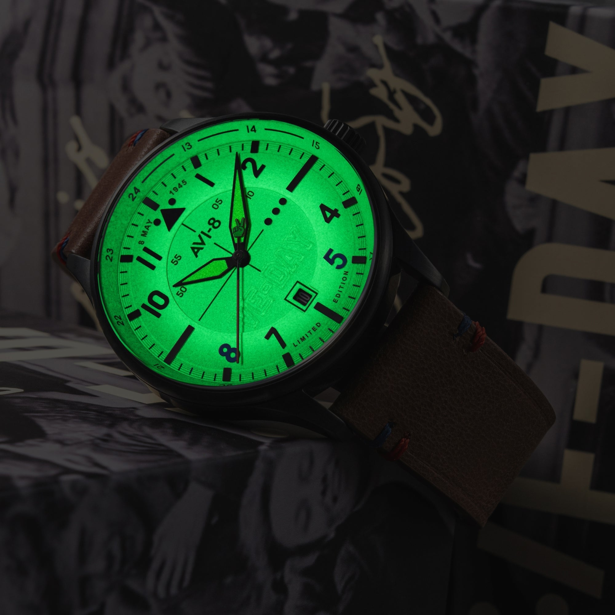 AVI-8 Kent Automatic Ve-Day 80Th Limited Edition Vanguard Beige