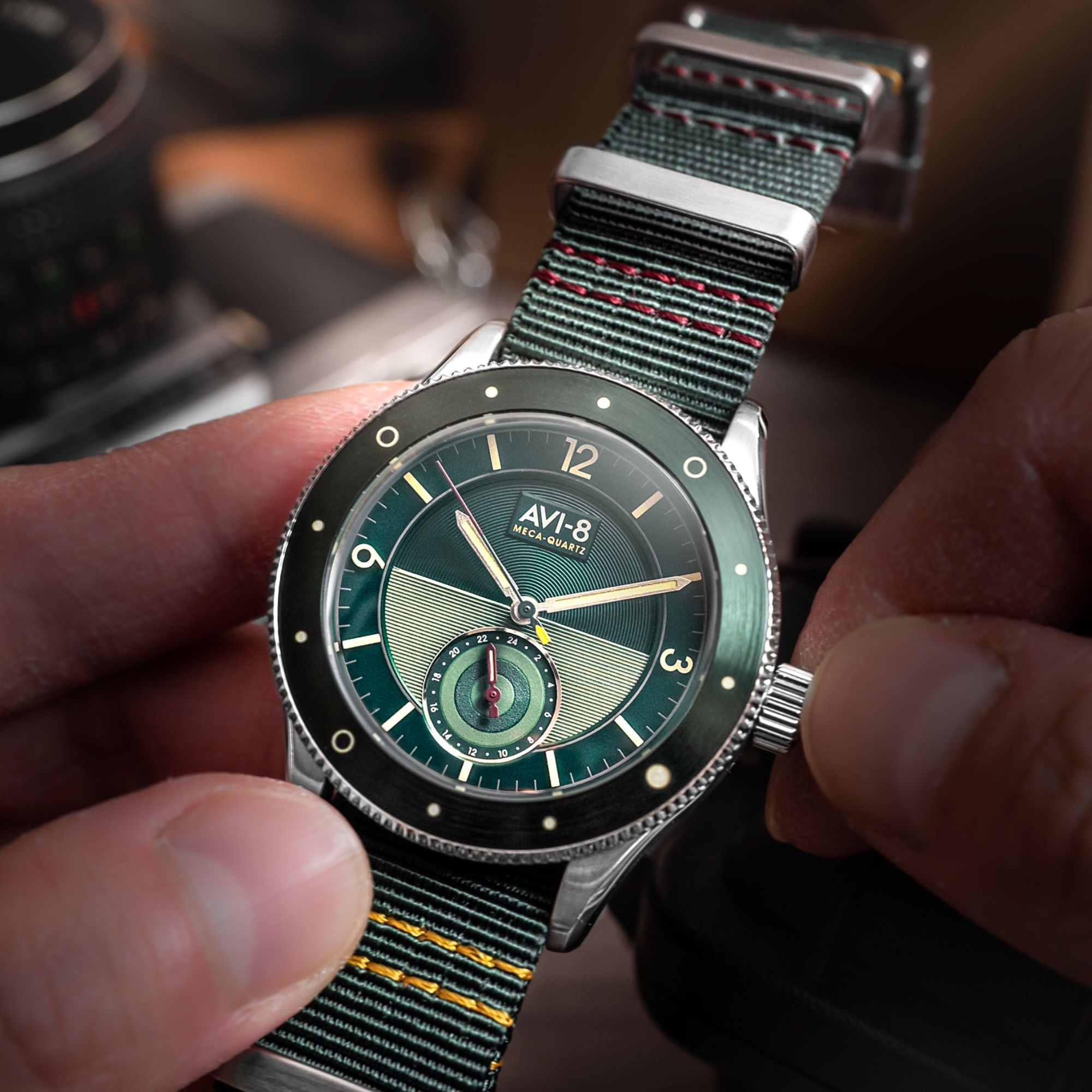 AVI-8 Airmaster Sector Meca-Quartz Vert Green