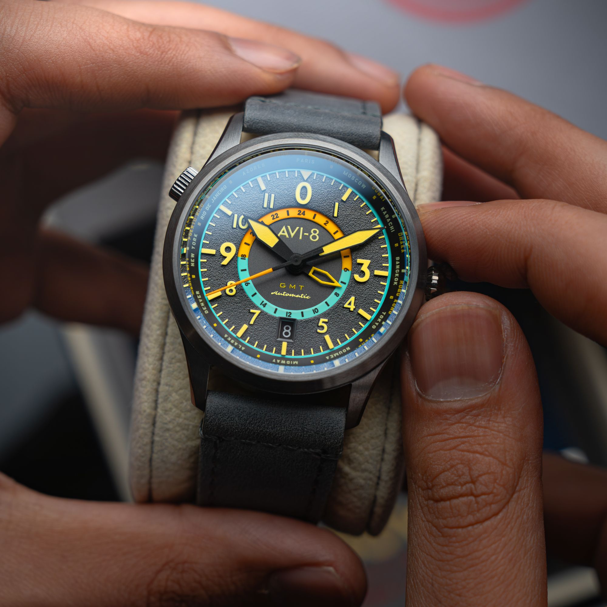 AVI-8 Wingman Worldtimer Gmt Automatic Tropical Grey