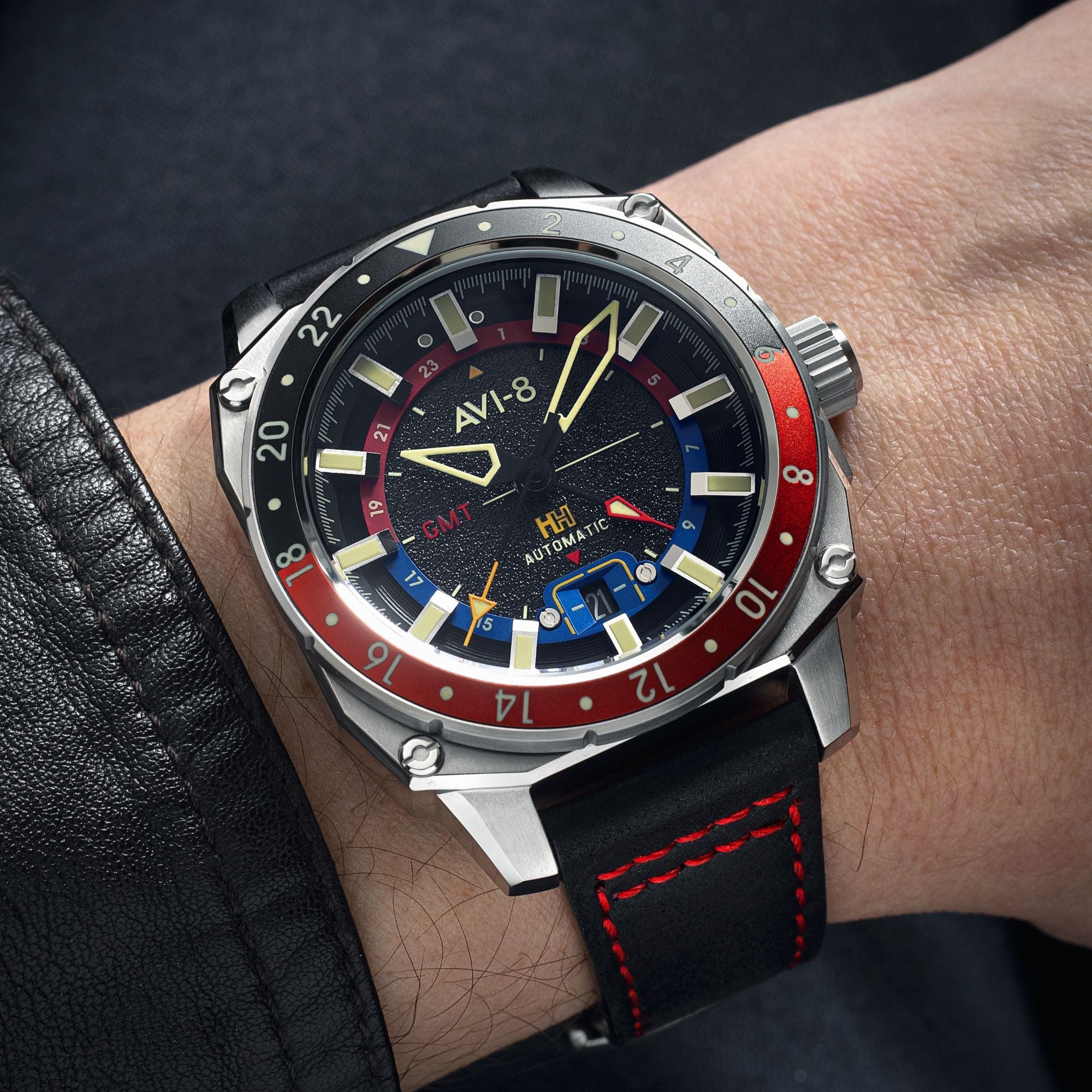 AVI-8 Hawker Hunter Atlas Gmt Automatic Devil Black Av 4122 01