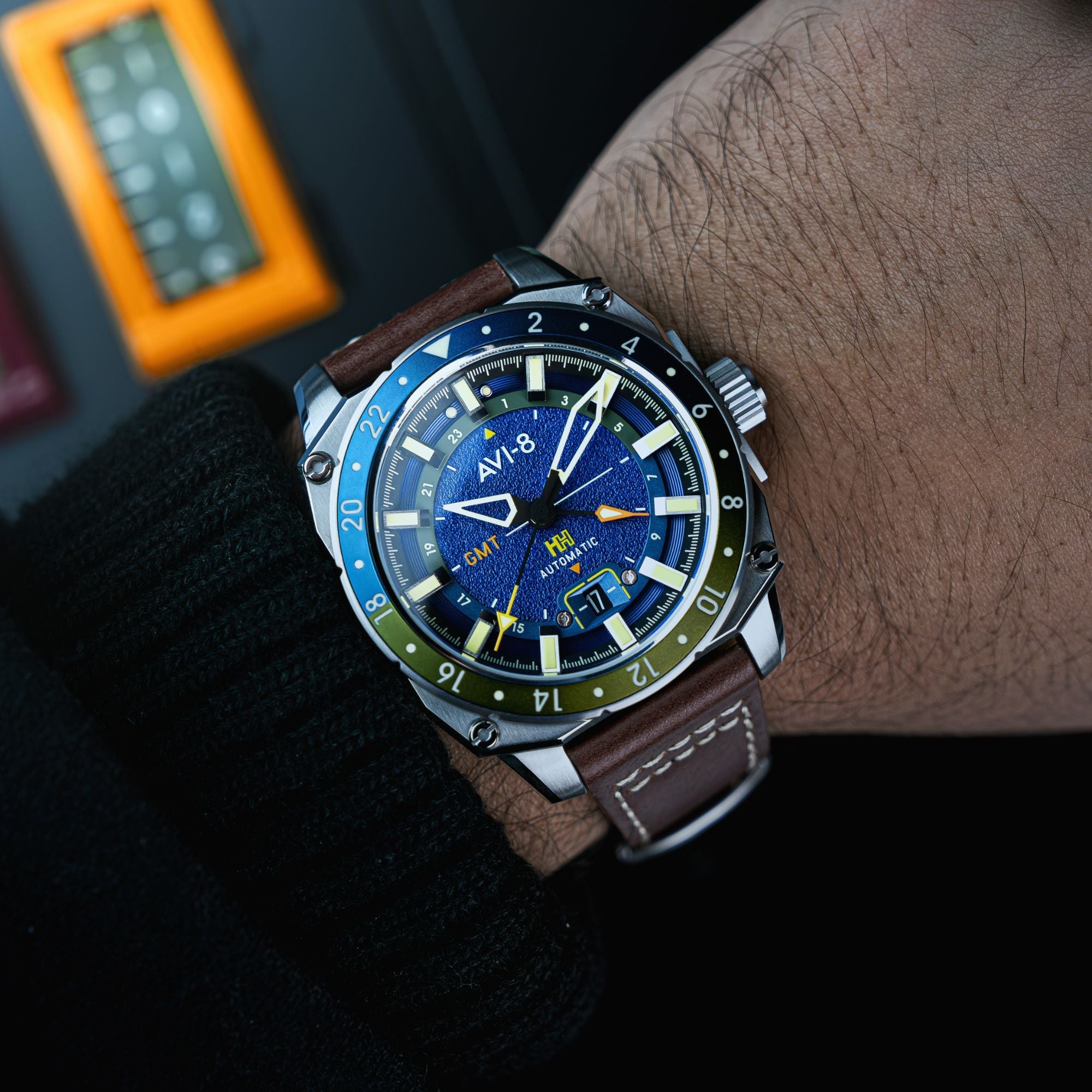 AVI-8 Hawker Hunter Atlas Gmt Automatic Earth Blue Av 4122 02