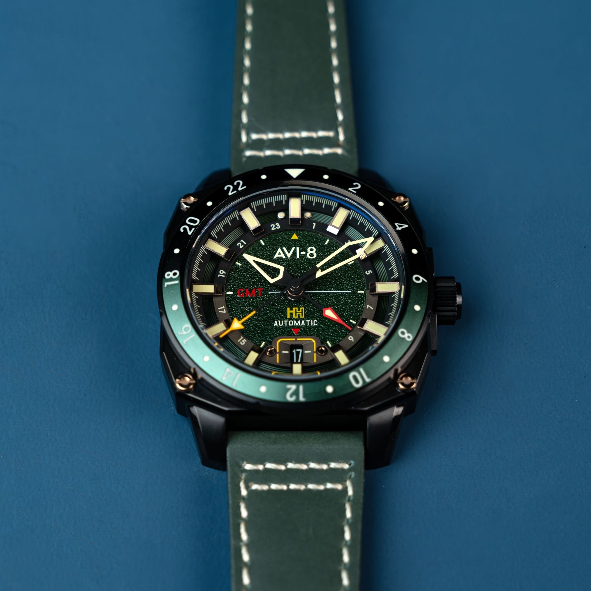 AVI-8 Hawker Hunter Atlas Gmt Automatic Amazon Green Av 4122 03